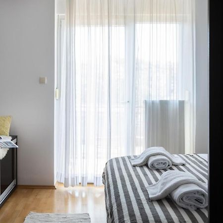Spacious 2Bdr Apartment With A Cute Balcony Zagreb Exterior photo