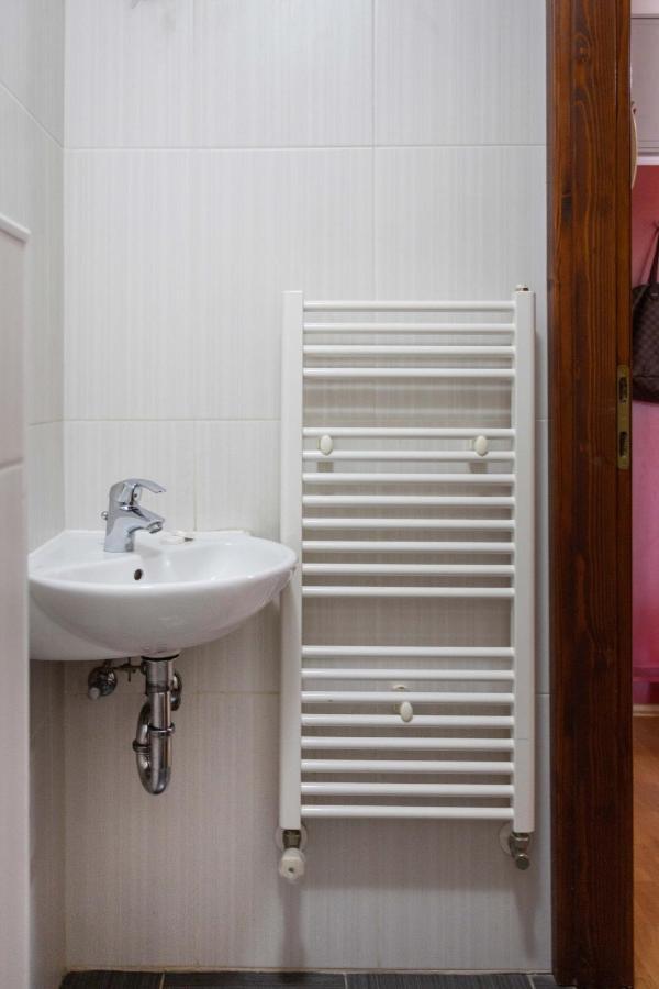 Spacious 2Bdr Apartment With A Cute Balcony Zagreb Exterior photo